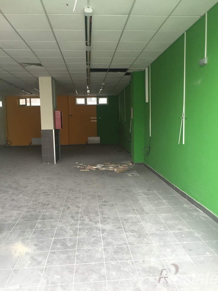 Продажа торгового помещения Юровская ул ,  д. 92