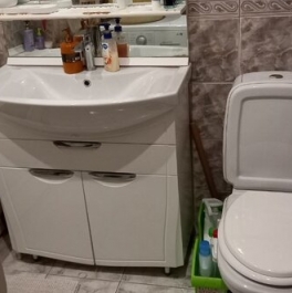 Продажа 2-комн квартиры на вторичном рынке улица Юных Ленинцев,  д. 18 к1