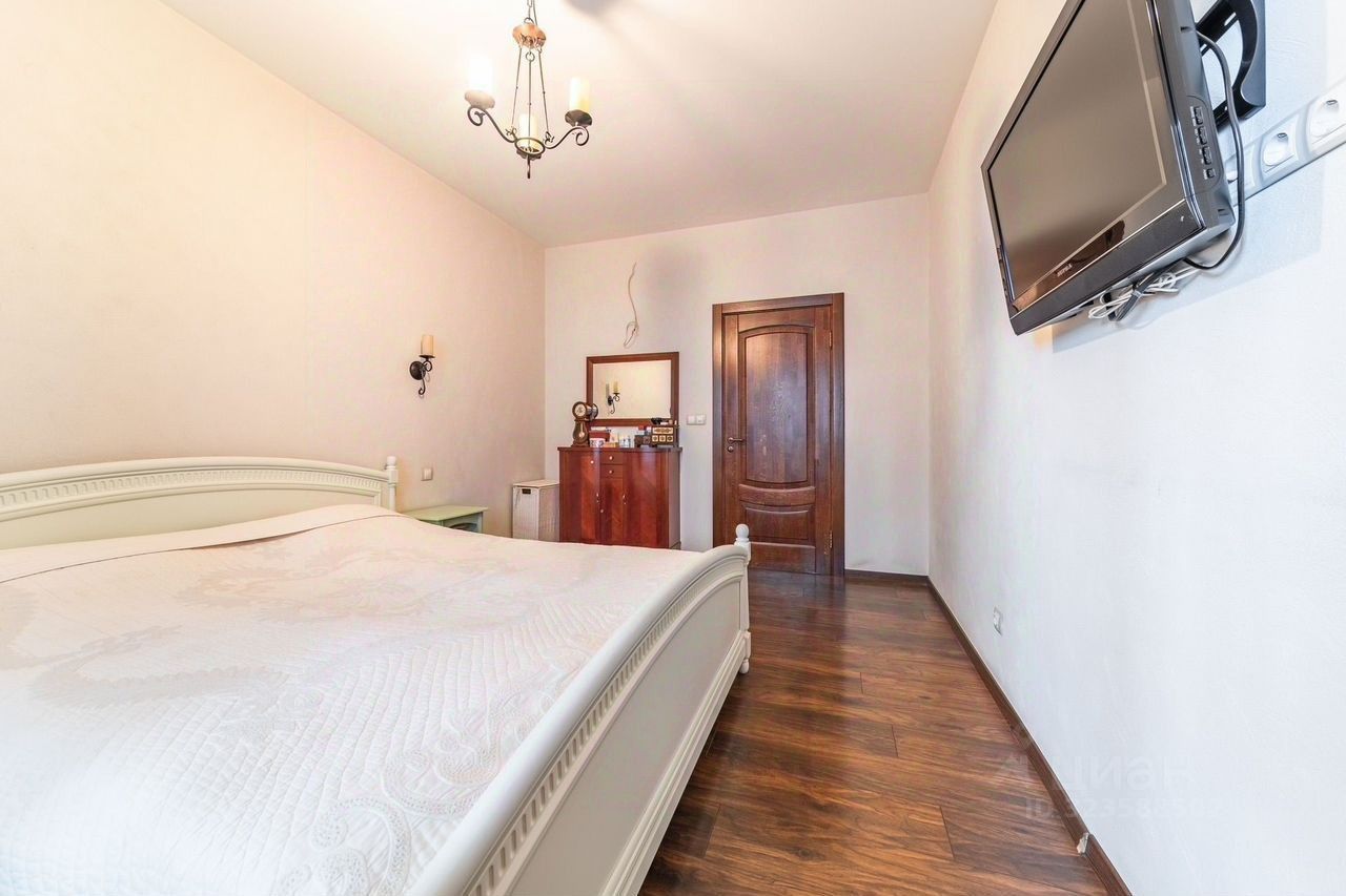 Продажа 3-комн квартиры на вторичном рынке Выборгское шоссе, 27к3