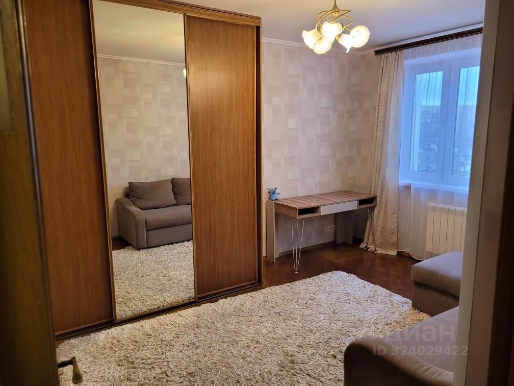 Аренда 2-комн квартиры на вторичном рынке переулок Алымов, 4