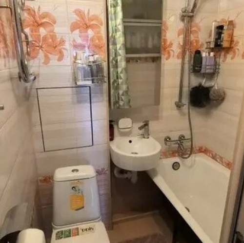 3-комн квартира улица Ленсовета,  д. 87 к3