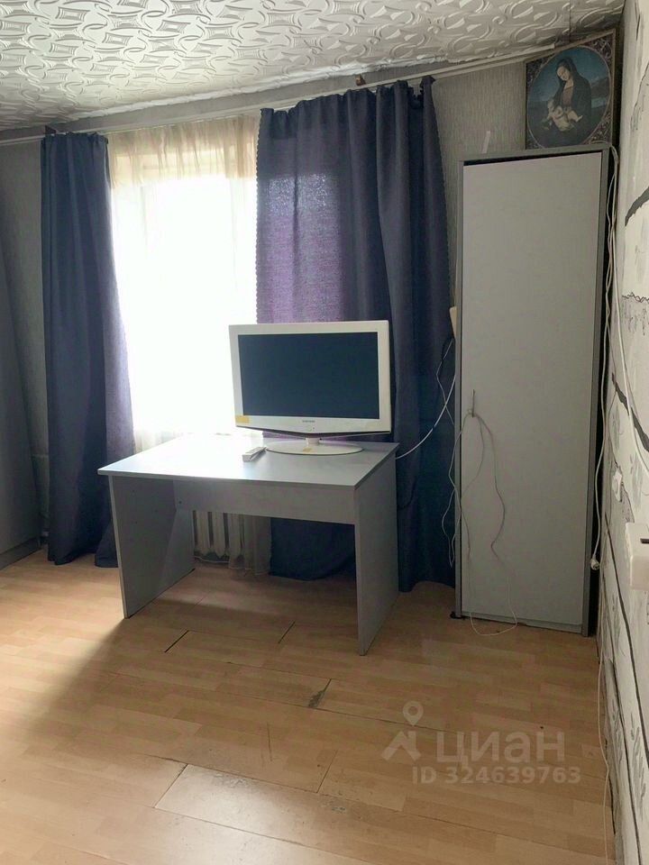 Продажа 1-комн квартиры на вторичном рынке проспект Средний Васильевского острова, 92