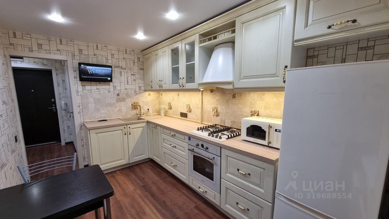 Продажа 1-комн квартиры на вторичном рынке улица Гамалеи, 19К1