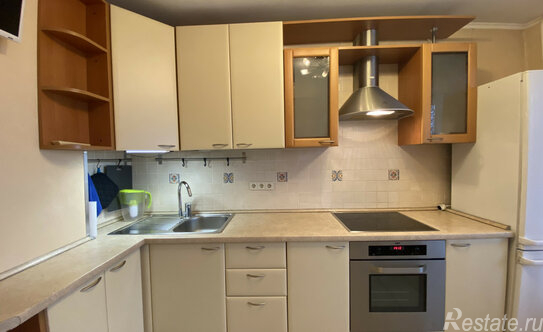 Аренда 1-комн квартиры на вторичном рынке Дорожный 3-й проезд,  д. 1