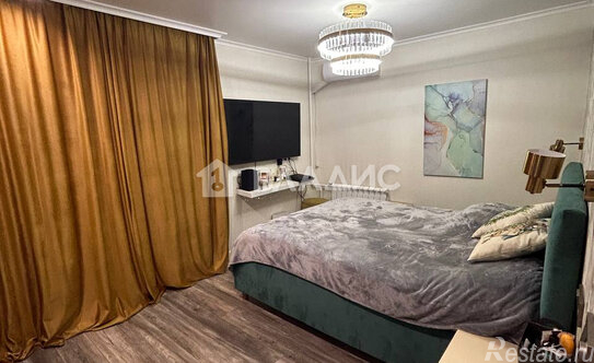 Продажа 3-комн квартиры на вторичном рынке улица Полбина,  д. 54