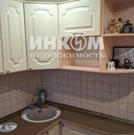 Продажа 2-комн квартиры на вторичном рынке Левобережный, улица Пожарского,  д. 6