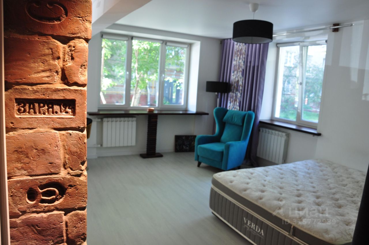 Продажа 1-комн квартиры на вторичном рынке Красногвардейский бульвар, 5К1