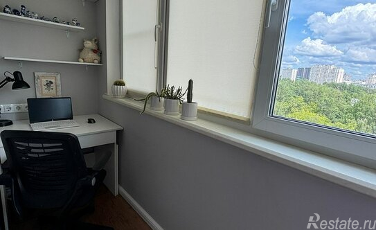 Продажа 1-комн квартиры на вторичном рынке Беловежская улица,  д. 61