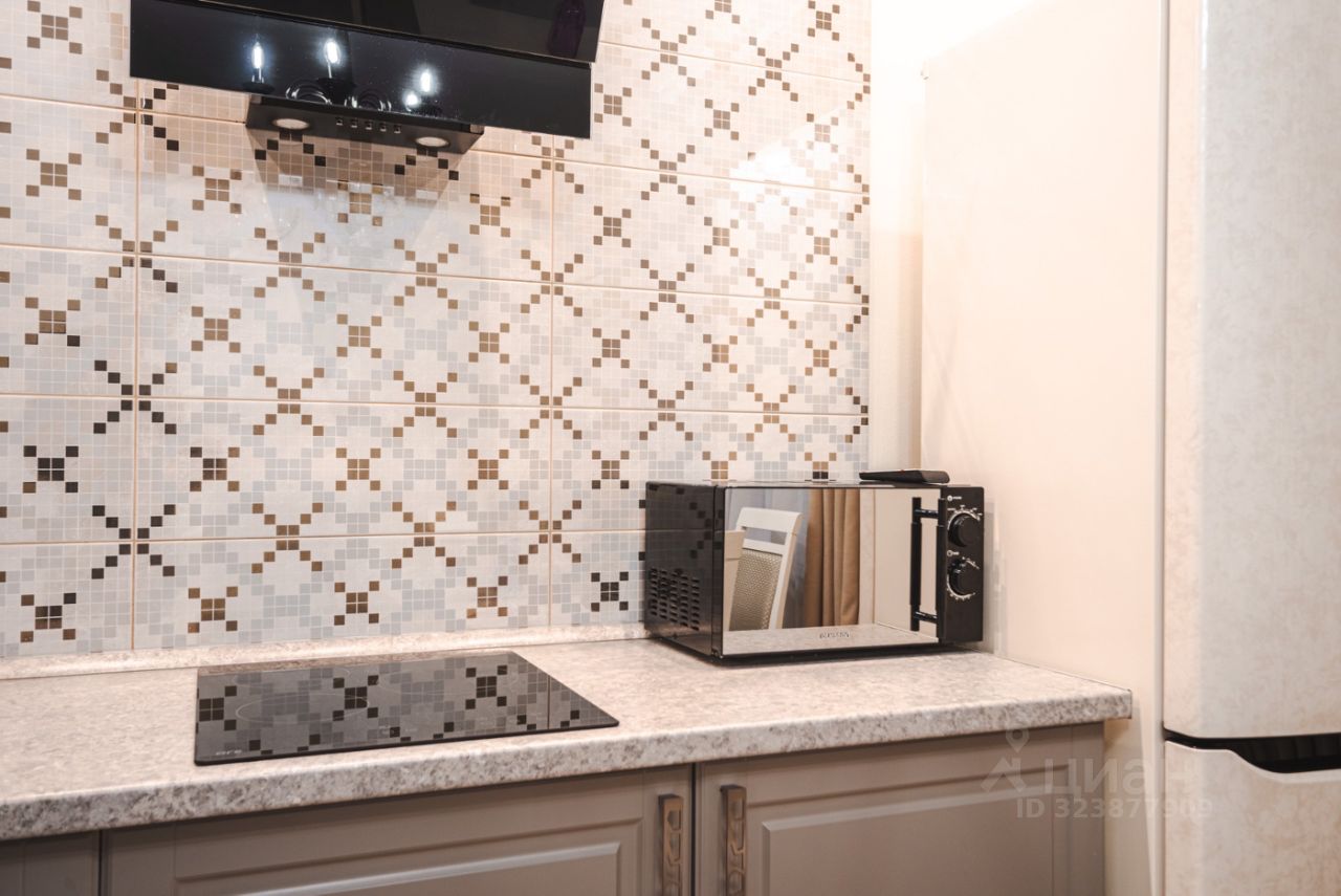 Продажа 2-комн квартиры на вторичном рынке улица Парфеновская, 9к1