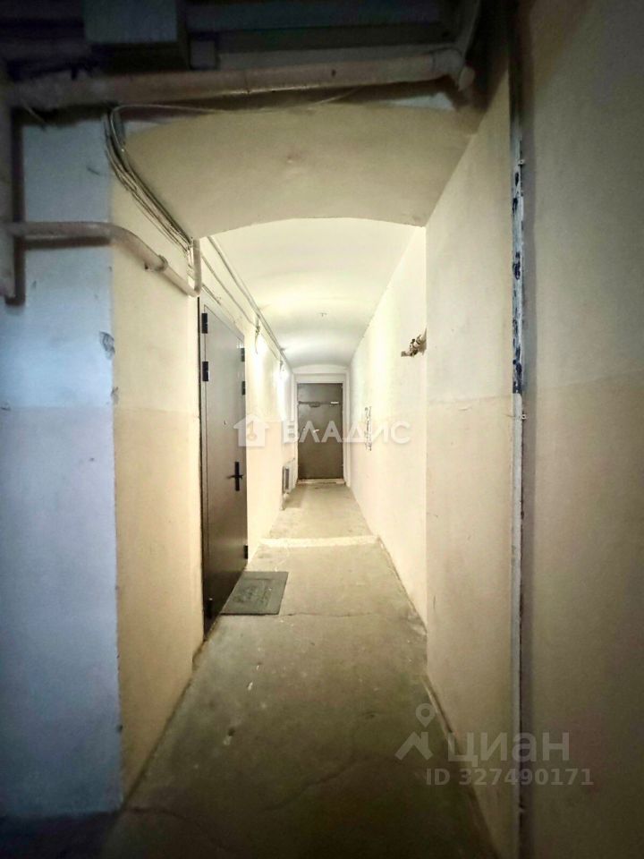 Продажа 3-комн квартиры на вторичном рынке улица Черняховского, 11В