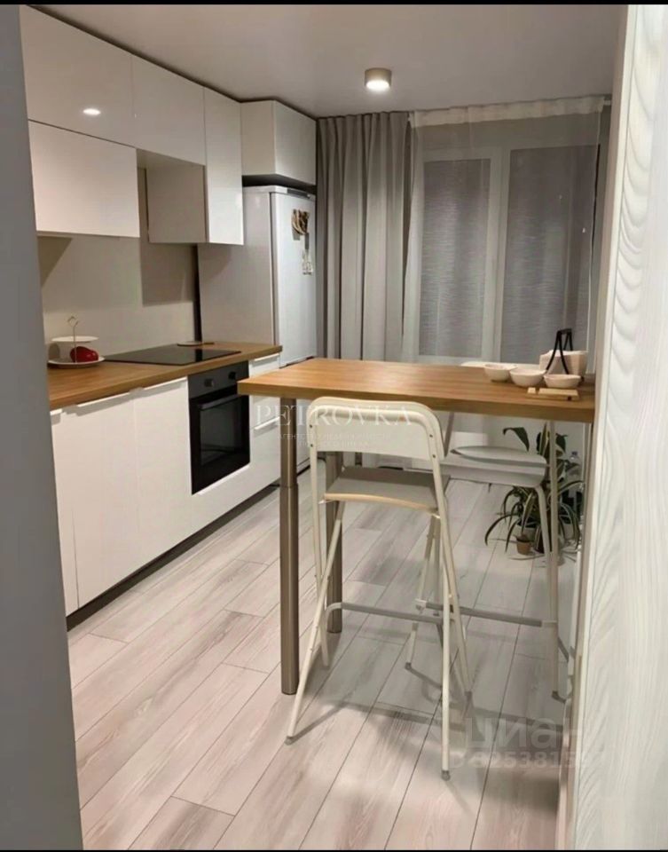 Продажа 1-комн квартиры на вторичном рынке улица Бориса Галушкина, 3К1