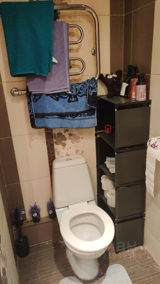 Продажа 2-комн квартиры на вторичном рынке Губернский мкр, улица Земская,  д. 13