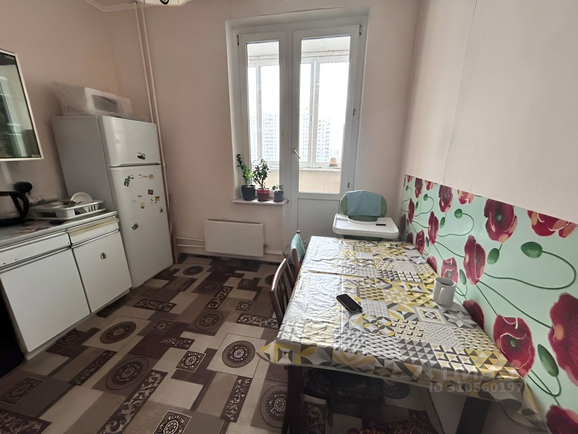 Продажа 2-комн квартиры на вторичном рынке улица Адмирала Руднева, 14