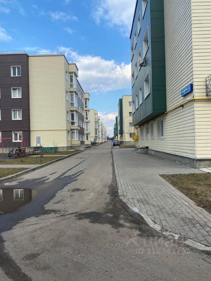 Продажа 2-комн квартиры на вторичном рынке д. Болтино, улица Баздырева, 11