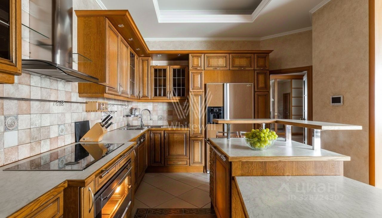 Продажа 5-комн квартиры на вторичном рынке Рублевское шоссе, 48/1