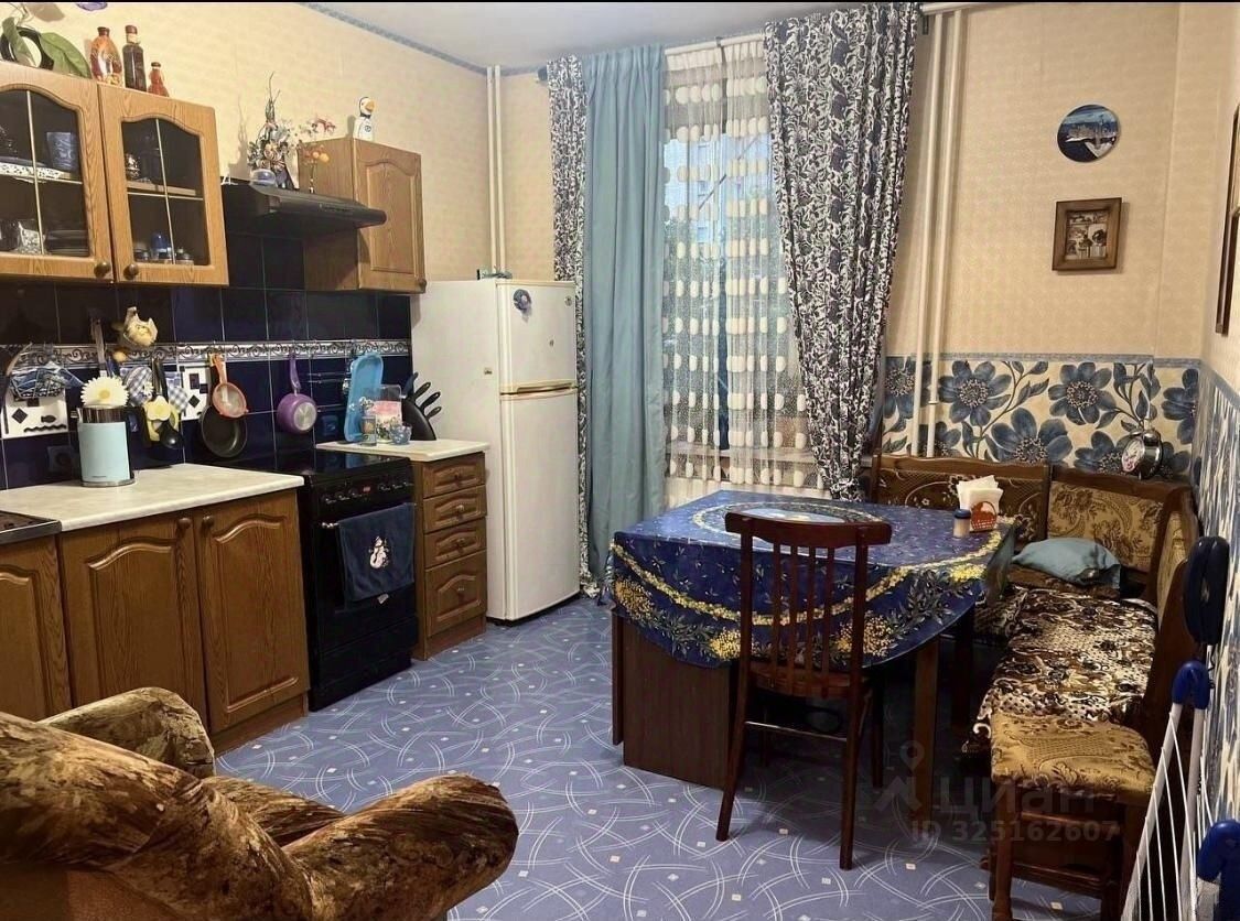 Продажа 1-комн квартиры на вторичном рынке Пушкин, Петербургское шоссе, 8к1