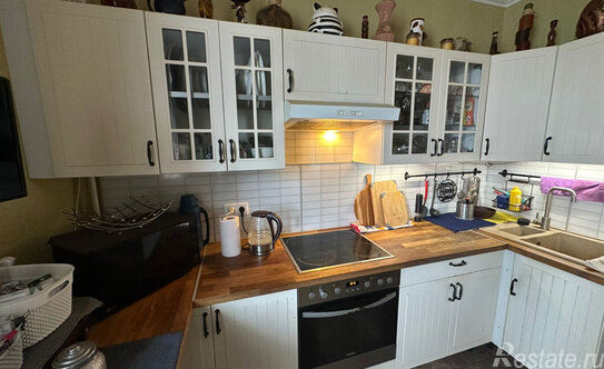 Продажа 2-комн квартиры на вторичном рынке Новомарьинская улица,  д. 18