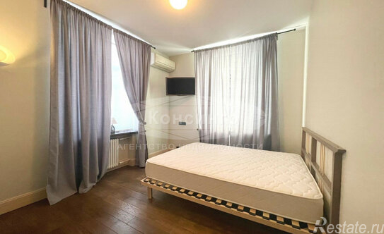 Аренда 2-комн квартиры на вторичном рынке улица Спиридоновка,  д. 26