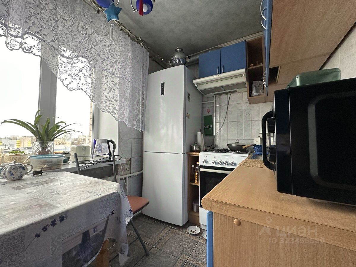 Продажа 1-комн квартиры на вторичном рынке проспект Ветеранов, 78