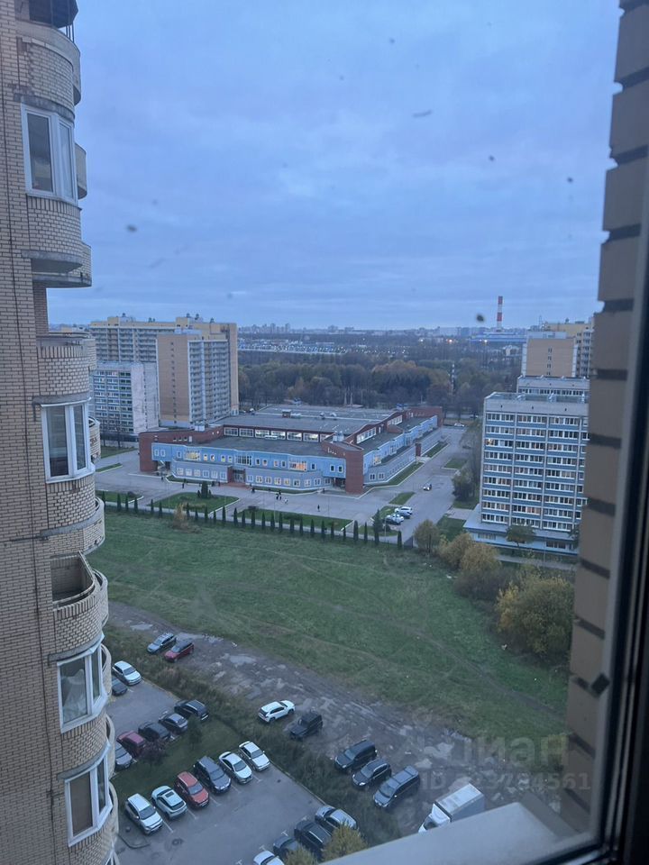 Продажа 3-комн квартиры на вторичном рынке Варшавская улица, 23к2