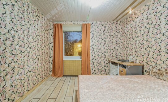 Продажа 2-комн квартиры на вторичном рынке улица Шотмана,  д. 8 к2