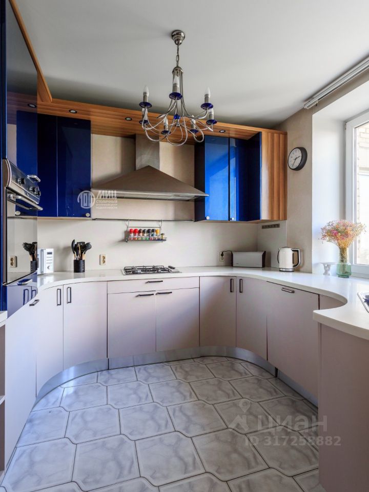 Продажа 5-комн квартиры на вторичном рынке Ленинский проспект, 44