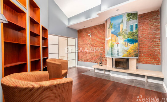 Продажа 4-комн квартиры на вторичном рынке Рыбников переулок,  д. 2