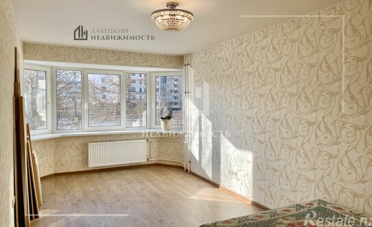 Продажа 1-комн квартиры на вторичном рынке Сестрорецк г, Токарева ул,  д. 15