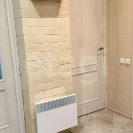 Продажа 2-комн квартиры на вторичном рынке Школьная улица,  д. 30