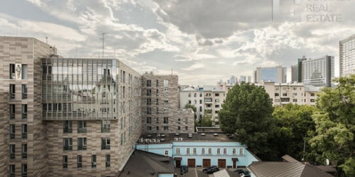 4-комн квартира Николопесковский М. пер,  д. 4