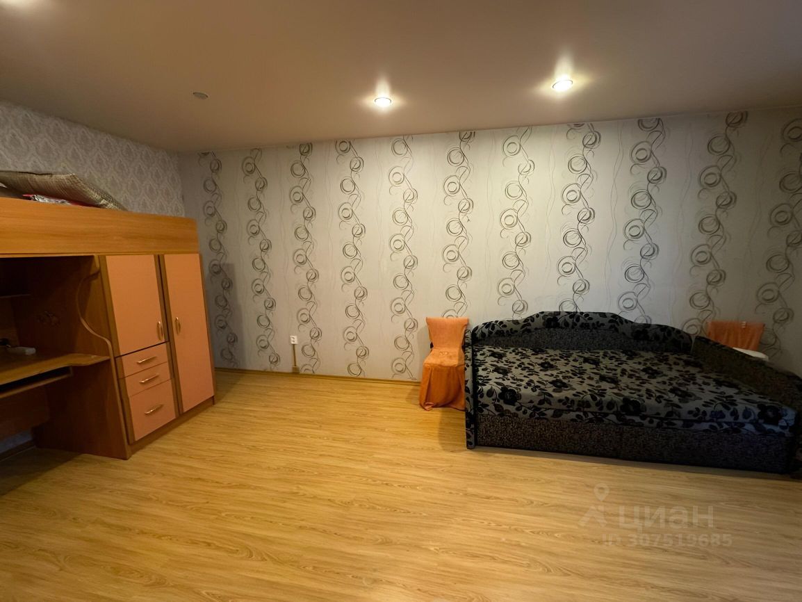 Аренда 1-комн квартиры на вторичном рынке Рябово городской поселок, улица Связи, 4