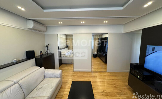 Продажа 3-комн квартиры на вторичном рынке проезд Якушкина,  д. 2