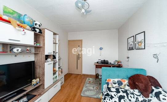 Продажа 3-комн квартиры на вторичном рынке улица Лёни Голикова,  д. 60