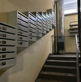 Продажа 2-комн квартиры на вторичном рынке Есенинский б-р,  д. 9 к5