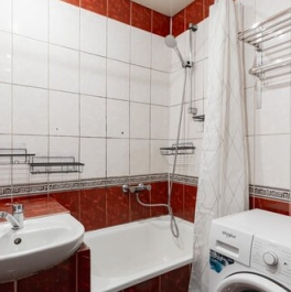 Продажа 3-комн квартиры на вторичном рынке Тореза пр-кт,  д. 79,  к. 3