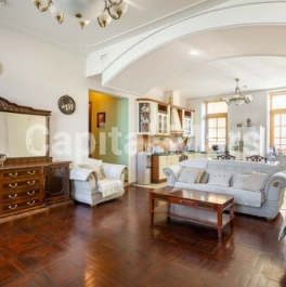 Аренда 4-комн квартиры на вторичном рынке улица Покровка,  д. 11