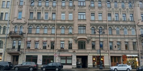 3-комн квартира Суворовский пр-кт,  д. 47