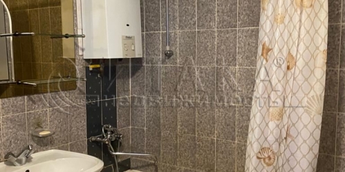 2-комн квартира Мончегорская,  д. 11