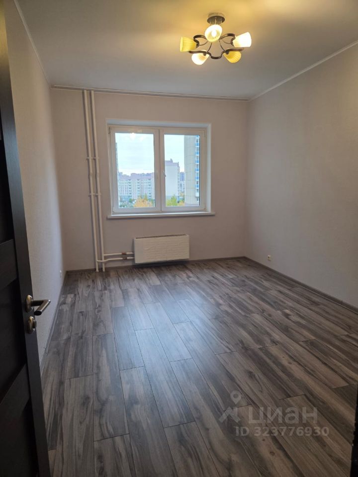 Продажа 2-комн квартиры на вторичном рынке проспект Героев, 26к2