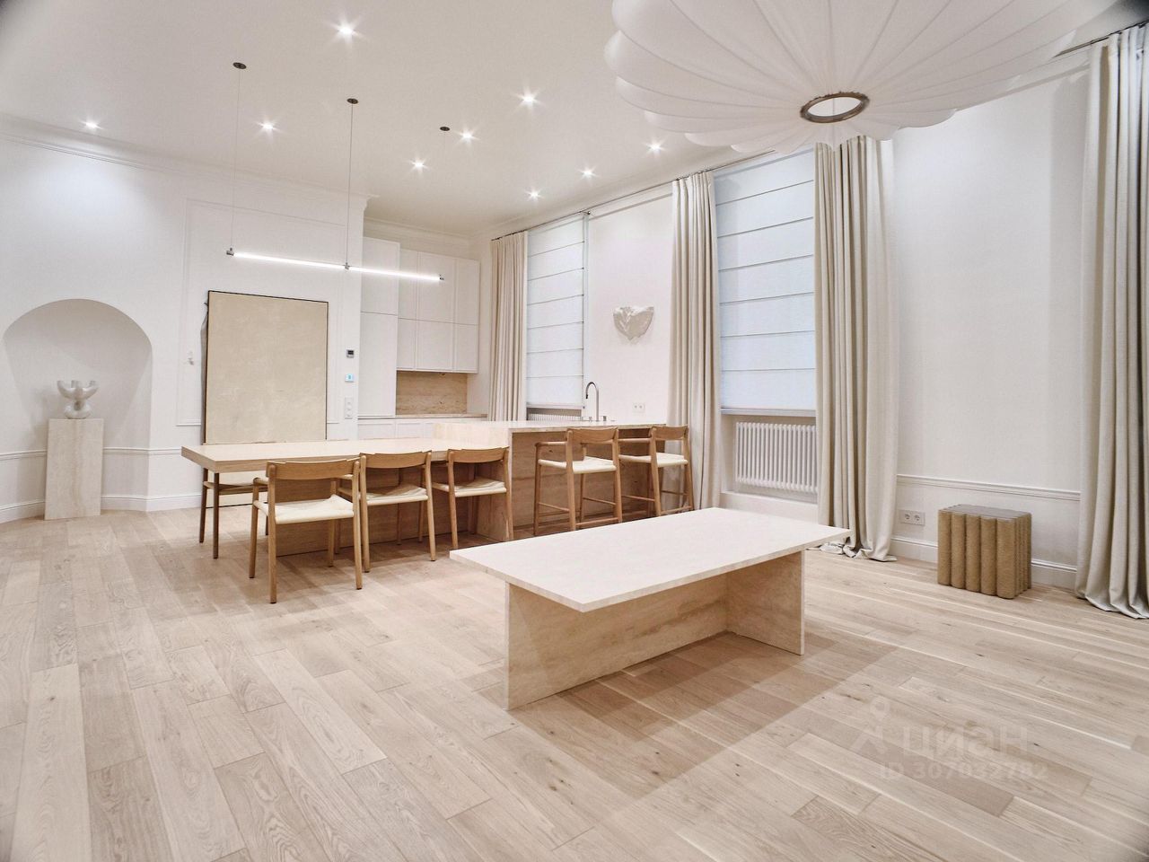 Продажа 3-комн квартиры на вторичном рынке улица Знаменка, 13С1