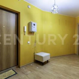 Продажа 2-комн квартиры на вторичном рынке улица Шелгунова,  д. 7 к2