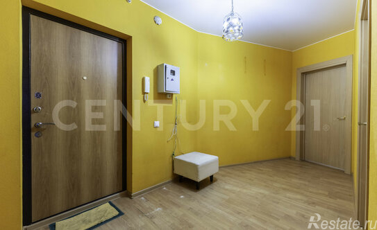 Продажа 2-комн квартиры на вторичном рынке улица Шелгунова,  д. 7 к2