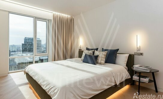 Продажа 3-комн квартиры на вторичном рынке проспект Лихачёва,  д. 10 к2