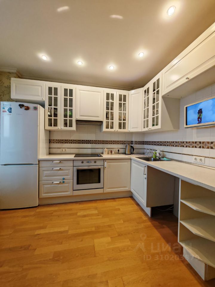 Продажа 1-комн квартиры на вторичном рынке проспект Ветеранов, 75к3