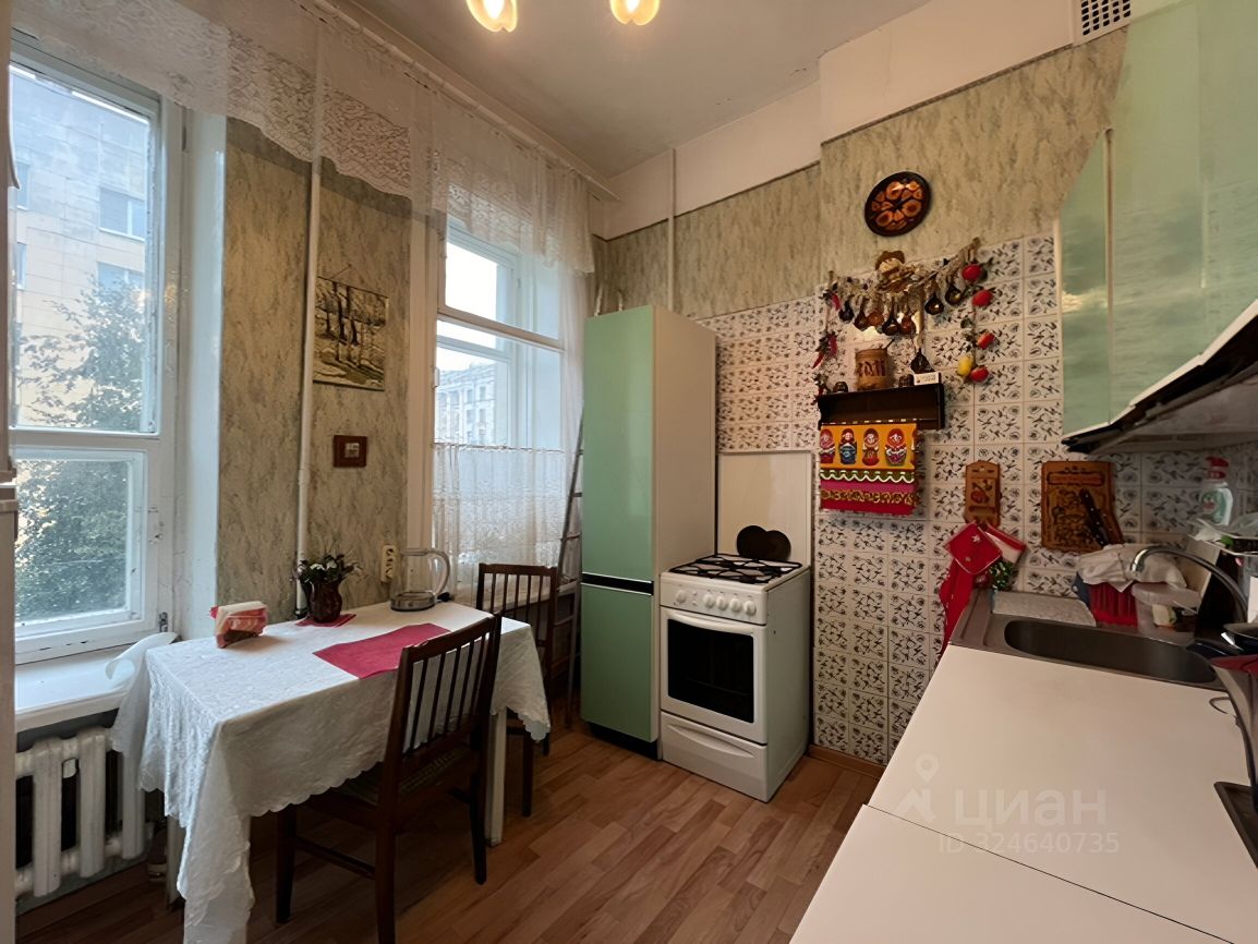 Продажа 2-комн квартиры на вторичном рынке Тверская улица, 23-25