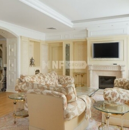 Продажа 4-комн квартиры на вторичном рынке Береговой проезд,  д. 2,  к. 17