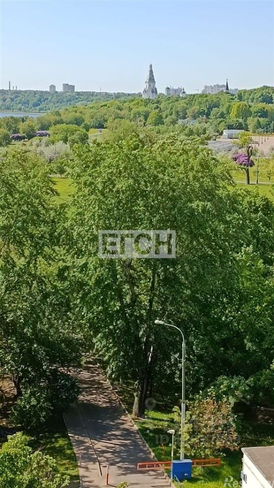 Продажа 2-комн квартиры на вторичном рынке улица Новинки,  д. 25