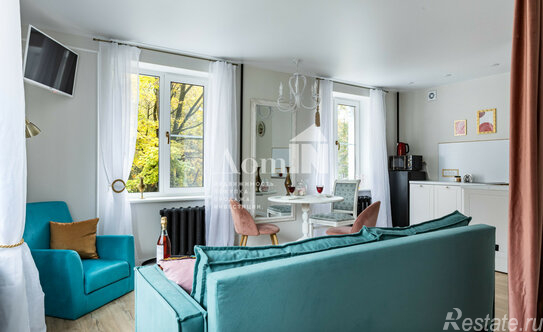 Продажа 1-комн квартиры на вторичном рынке Ленинградская улица,  д. 55