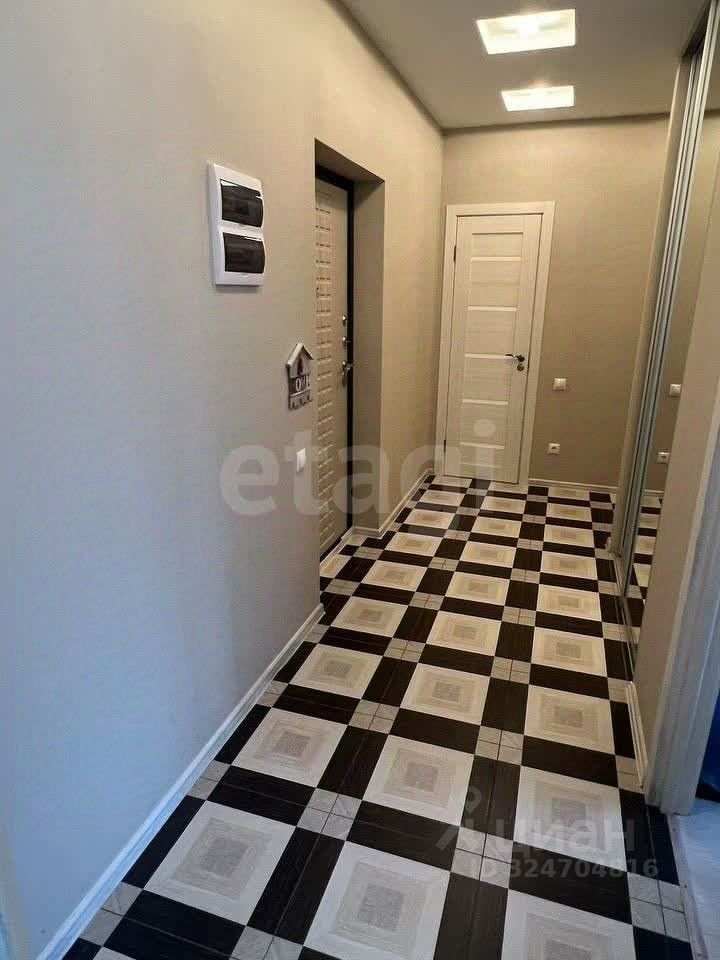 Продажа 2-комн квартиры на вторичном рынке улица Русановская, 11