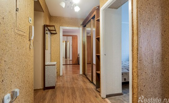 Продажа 2-комн квартиры на вторичном рынке улица Красного Курсанта,  д. 28